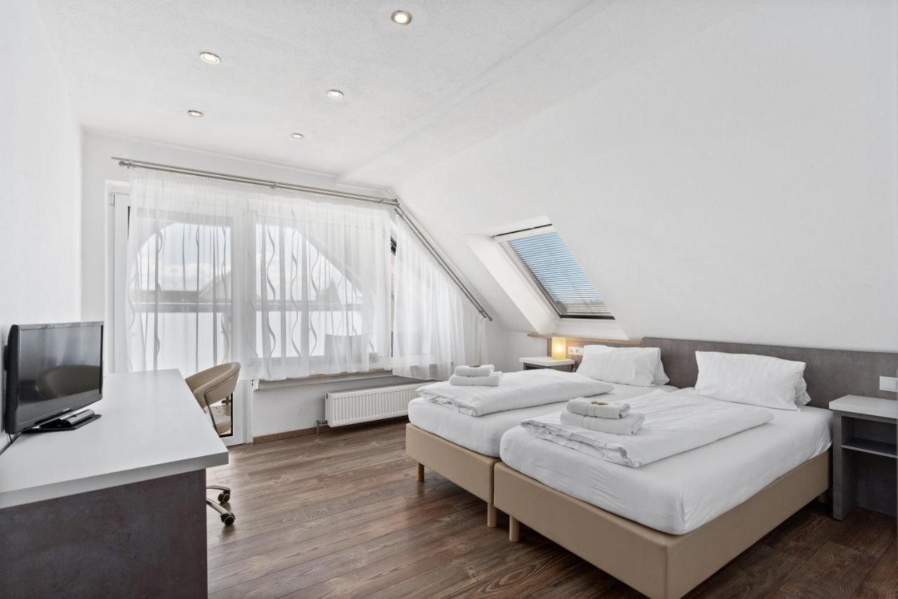 Hotel Adler FDH Esterno foto