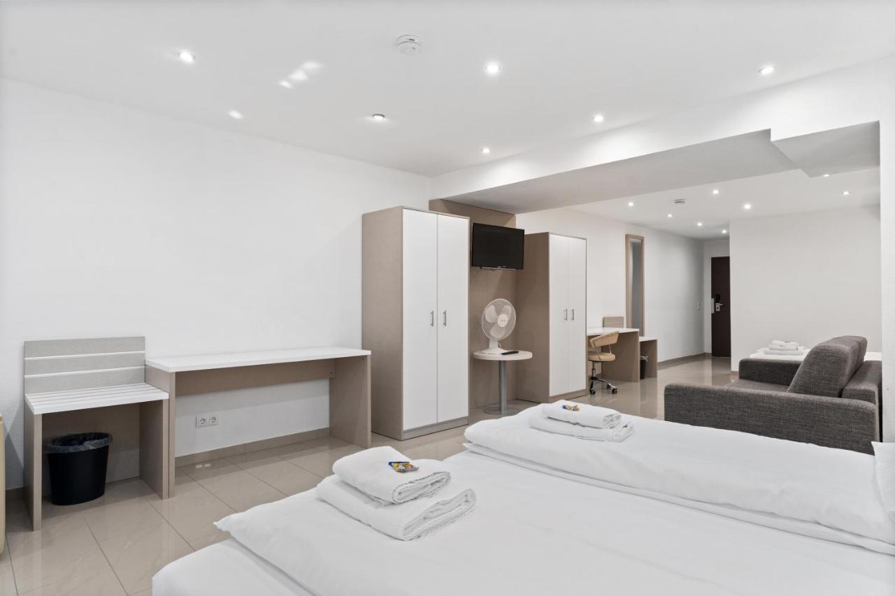 Hotel Adler FDH Esterno foto
